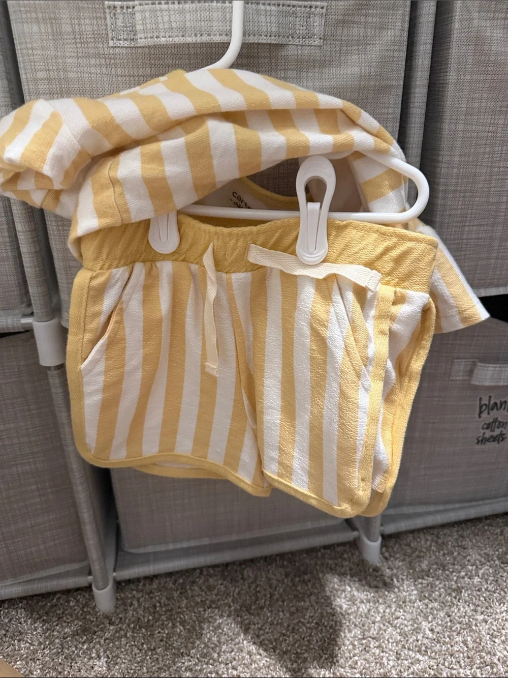 Carters carter short